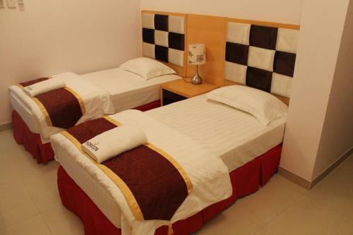 Hotel Premier Inn Davis Road