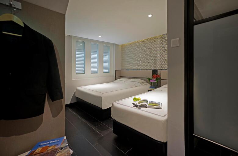 Hotel 81 Opera