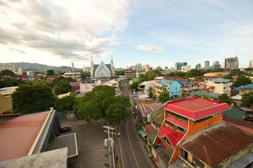 Hotel Travelbee Business Inn