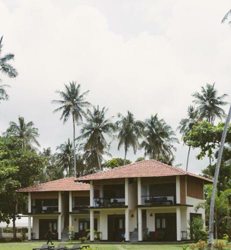 Hotel Talalla Retreat