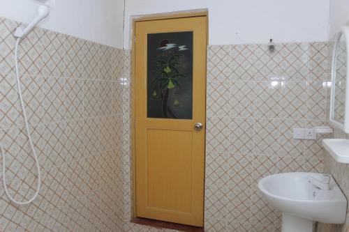 Hostal Lena's Guest House
