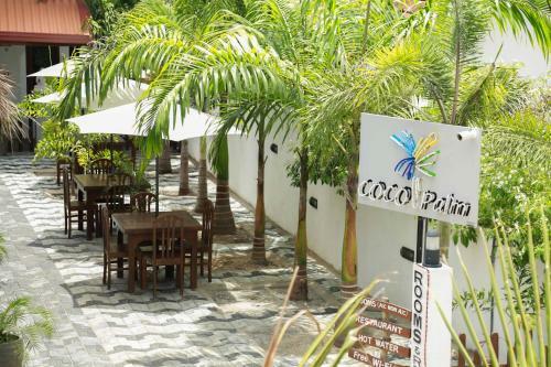 Hotel Coco Palm Villa And Cabanas