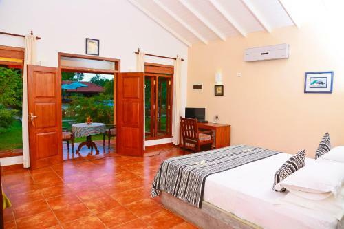 Shangri-lanka Village