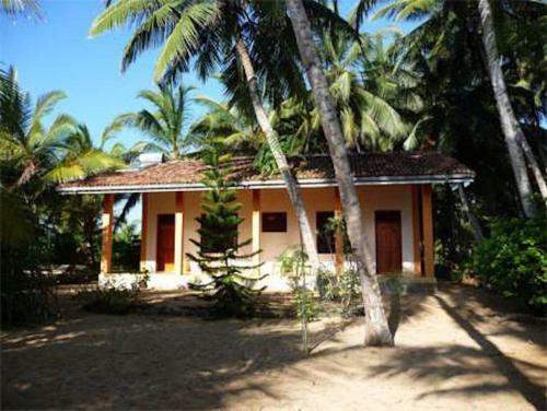 Mangrove Beach Chalets