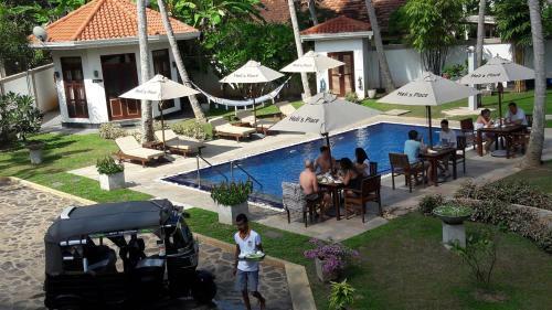 Bed & Breakfast Helis Place
