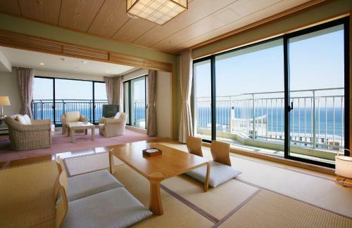 Hotel Kamogawa Grand Tower