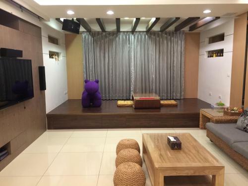 Reverside Villa