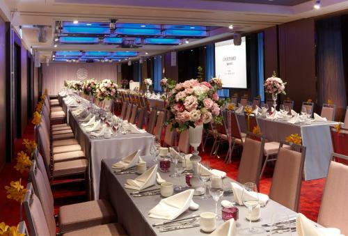 Hotel Courtyard By Marriott Taipei