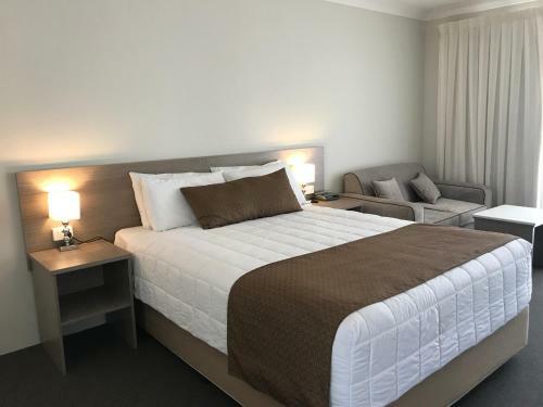 Hotel Acacia Motor Lodge