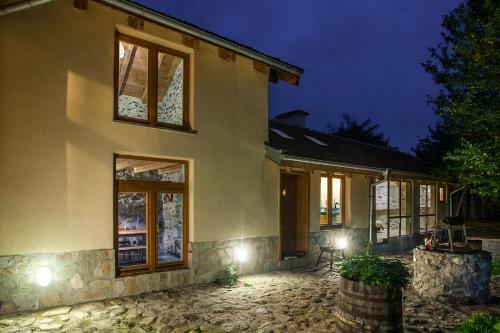 Hostal Guest House Podkovite