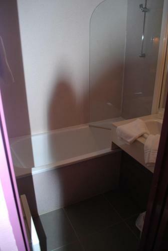 Artel Hotel