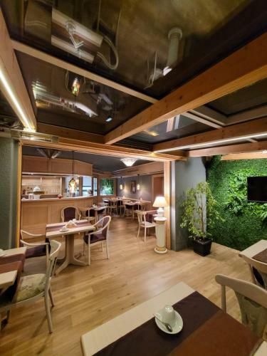 Ambiente Hotel & Restaurant