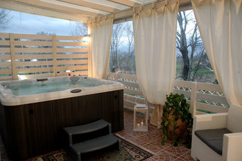 B&B Falcobianco