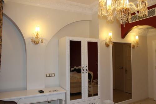 Ch Azade Hotel