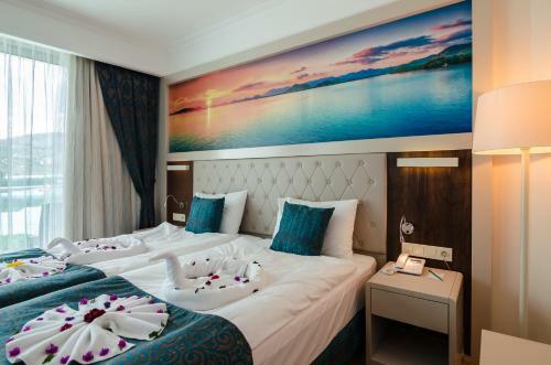 Lumos Deluxe Resort Hotel & Spa