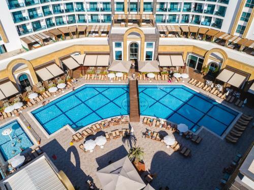 Lumos Deluxe Resort Hotel & Spa