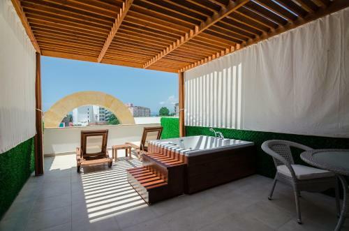 Lumos Deluxe Resort Hotel & Spa