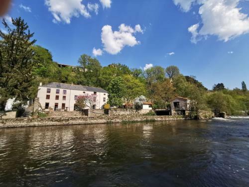 Bed & Breakfast Moulin Pont Vieux Chambres D'h�tes