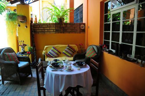 Hostal Palmeiras Guest House Maputo