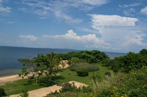 One Minute South Villa