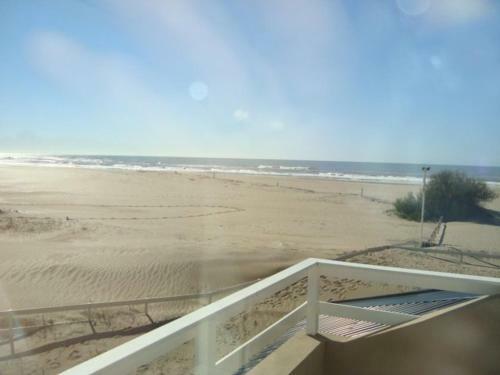 Apart En La Playa