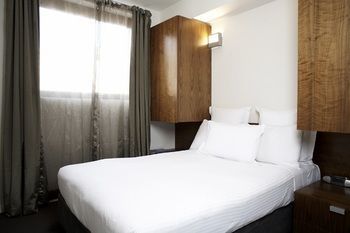 Cosmopolitan Hotel
