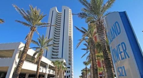Apartamento Island Tower 2203