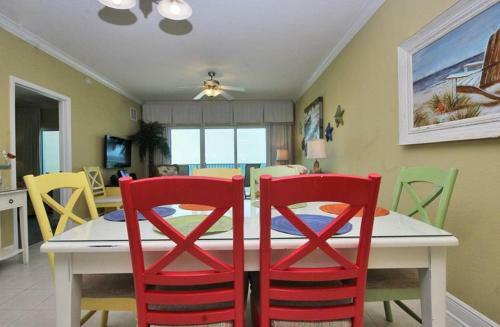 Apartamento Crystal Shores West 605