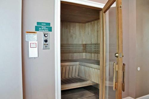 Apartamento Crystal Shores West 207