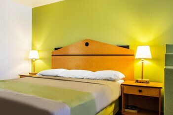 Motel 6 Tempe- Asu