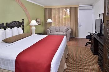 Magnuson Hotel Papago Inn