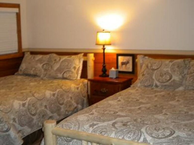 Hotel Bear Creek Resort