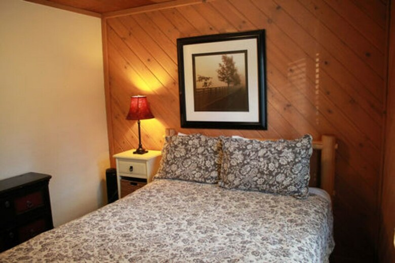 Hotel Bear Creek Resort