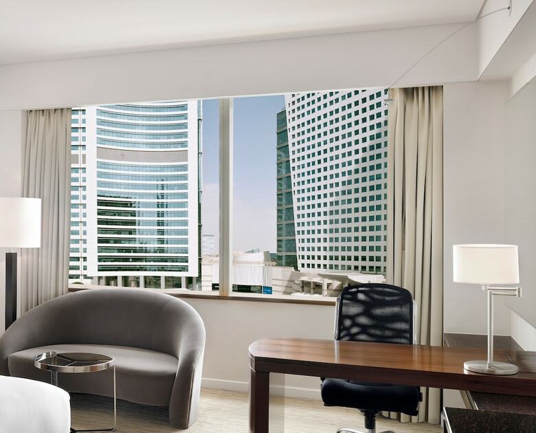 Hotel Crowne Plaza Festival City