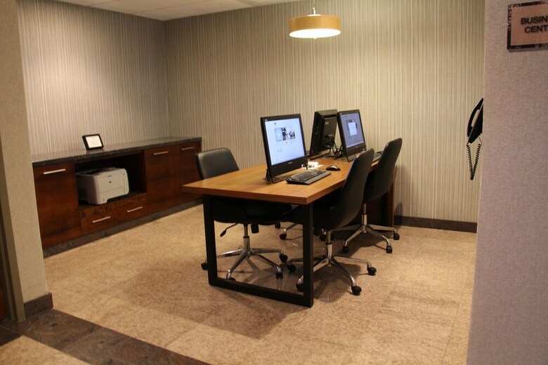 Hotel Doubletree By Hilton Fresno Convention Center