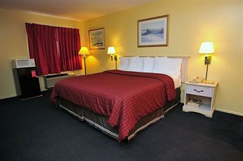 Motel Pacific View Inn & Suites