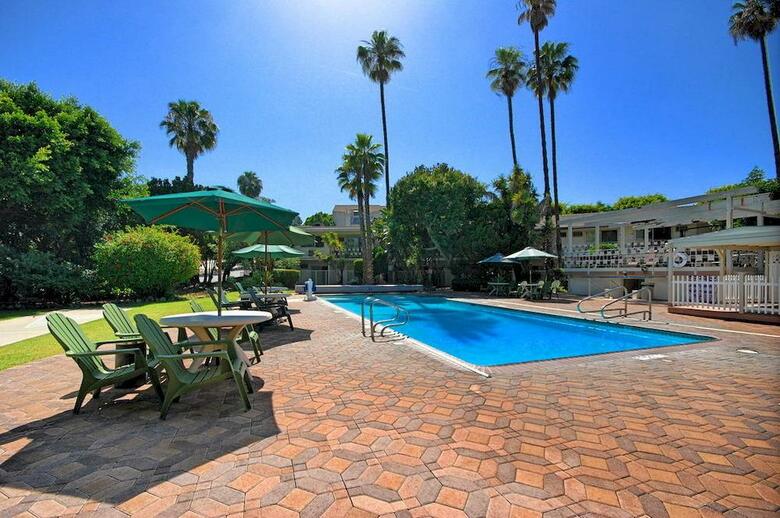 Hotel Super 8 Long Beach