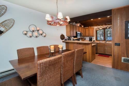 Lodge Mammoth Golf Properties By 101 Great Escapes