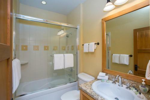 Lodge Mammoth Golf Properties By 101 Great Escapes