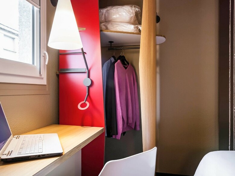 Hotel Ibis Paris Alesia Montparnasse