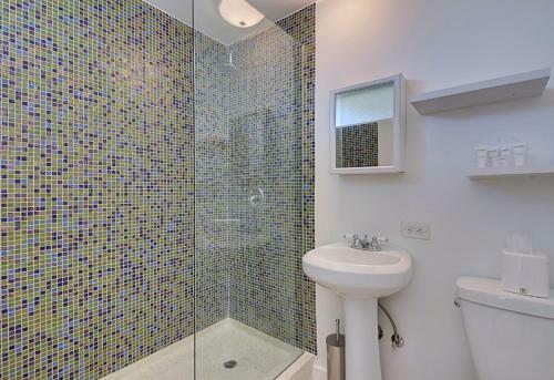 Del Marcos Hotel - Adults Only 21 & Up