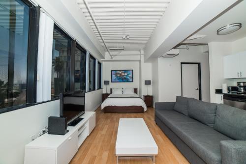California Adventure Apartment