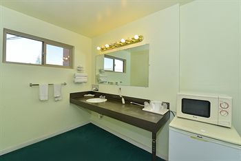 Posada Americas Best Value Inn Red Bluff