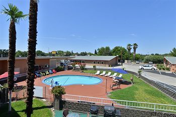 Posada Americas Best Value Inn Red Bluff