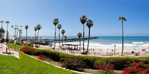 Hotel San Clemente Cove Resort