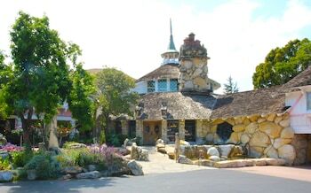 Hotel Madonna Inn