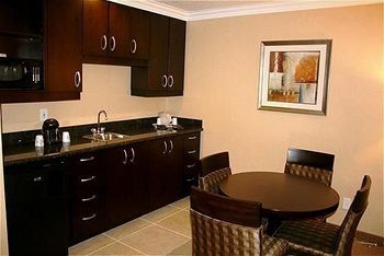 Hotel Holiday Inn & Suites San Mateo - Sfo