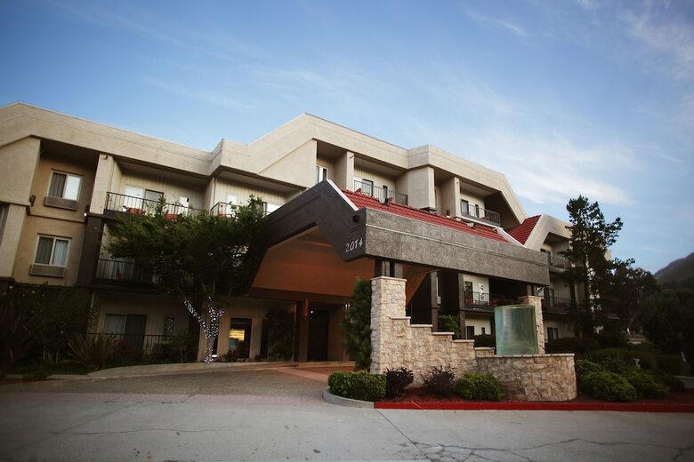 Hotel La Cuesta Inn