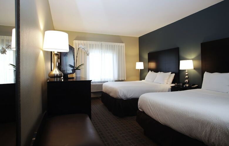 Hotel La Cuesta Inn