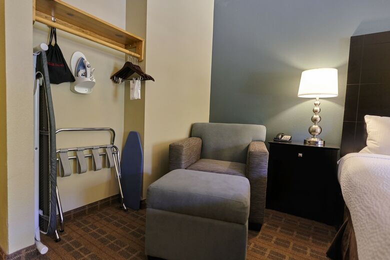 Hotel La Cuesta Inn